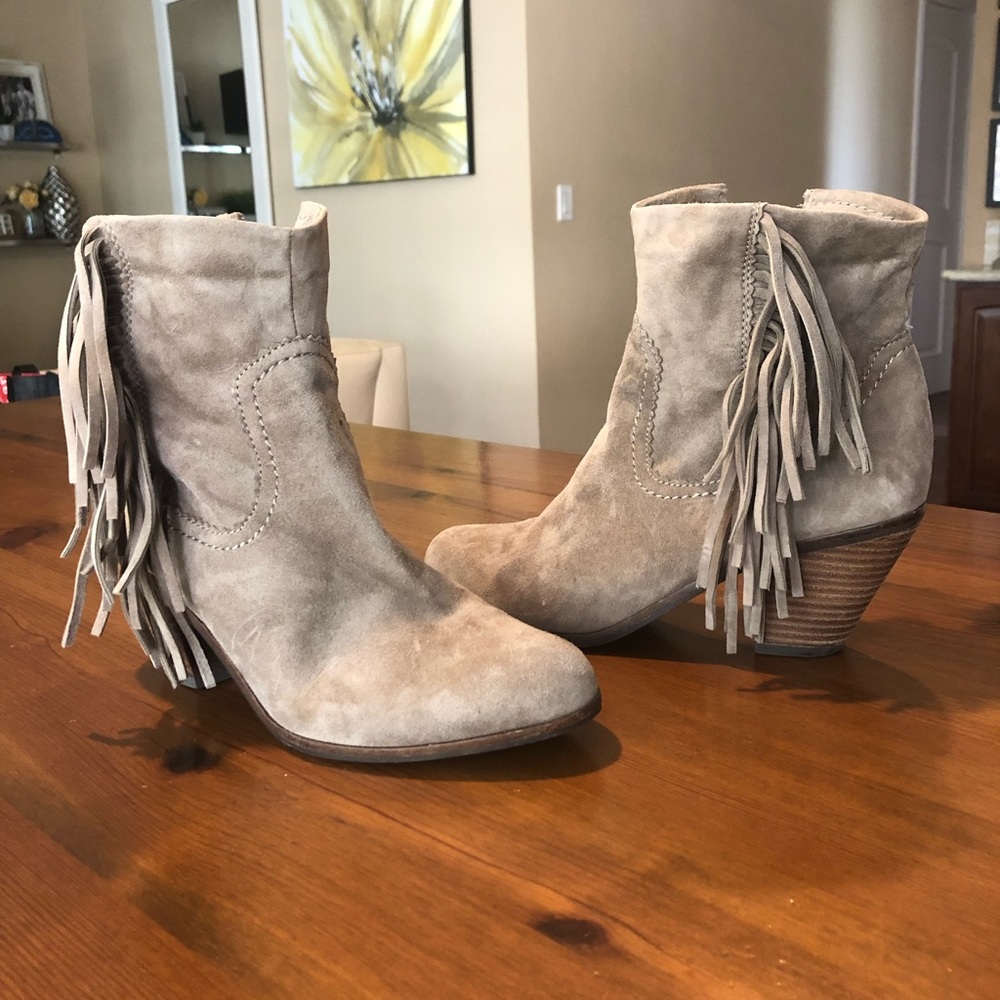 Booties - Picture 3 of 6